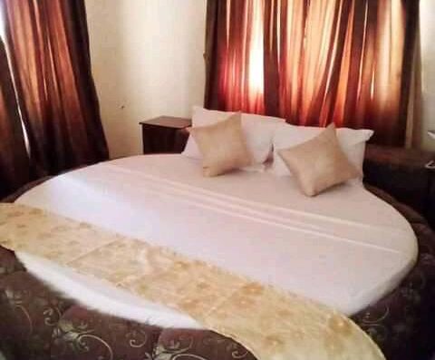 La Grandees Suites & Apartment