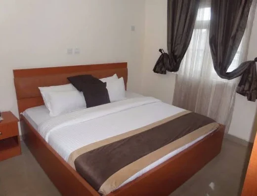 Ralmeton Hotel