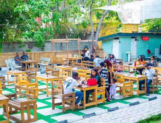 OSUOFIA KITCHEN BAR