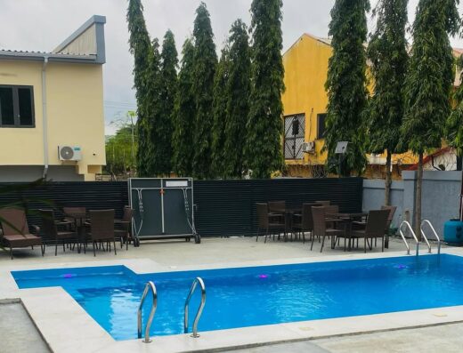 62 APARTMENT