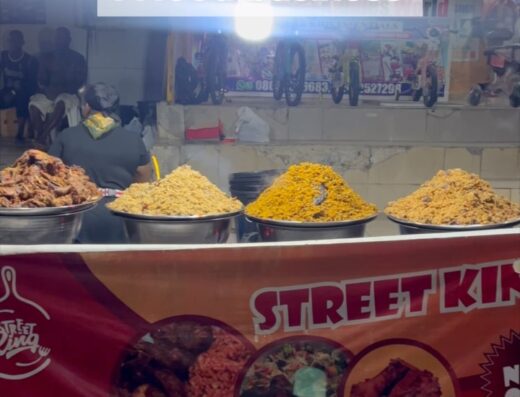 Street king restaurant and bar