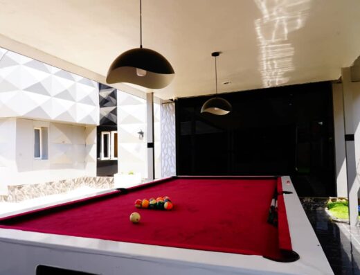 Everblaze Hotel and Suite